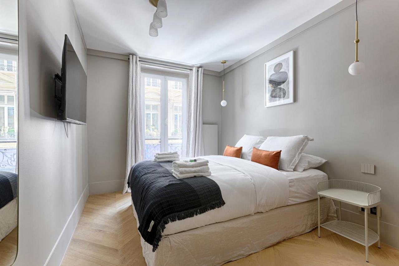 Unique Luxury Parisian Flat 2Br/6P -Champs Elysees מראה חיצוני תמונה